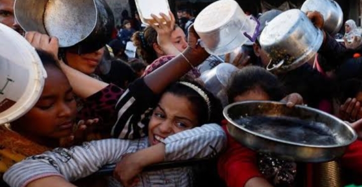 Pieter Zulkifli Kritik Pedas Soal Pengiriman 10.000 Ton Beras ke Palestina