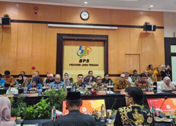DPR dan Kemdiktisaintek Evaluasi Data Statistik Pendidikan
