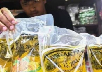 Warga Bandung Diimbau Waspadai Harga Minyak Kita Tembus Rp19.000