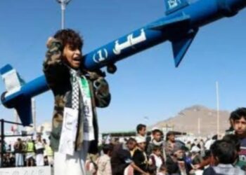 Rudal Hipersonik Yaman Hantam Jantung Israel Serangan Rudal Paksa  Hentikan Penerbangan