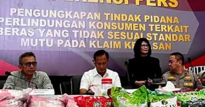 Konsumen Khawatir Label Beras Premium Dihapus Menuai Pro dan Kontra