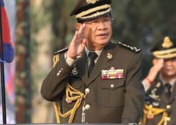 Hun Sen Ambil Alih Komando Kamboja