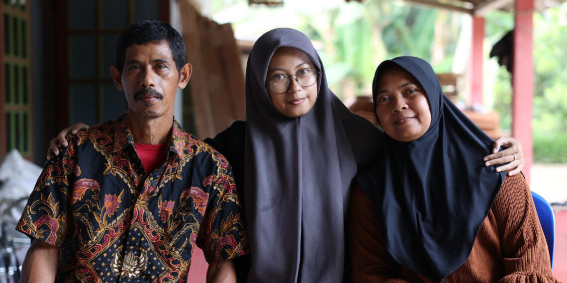 Dari Warung Soto ke UGM: Kisah Inspiratif Anyndha