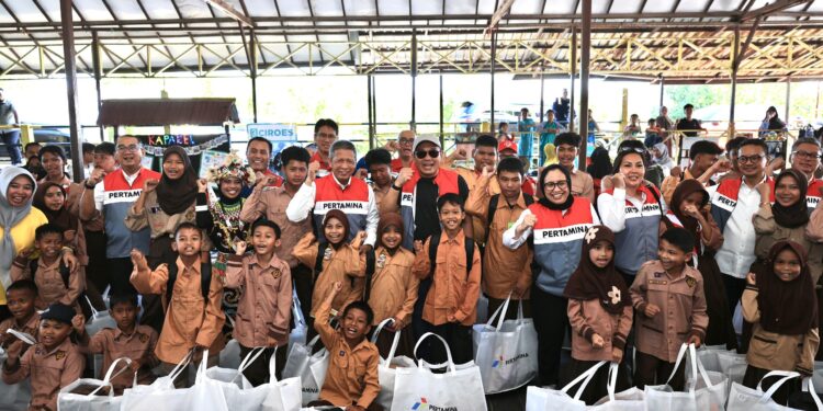 Kampung Atas Air Dapat Dukungan Pendidikan dari Pertamina