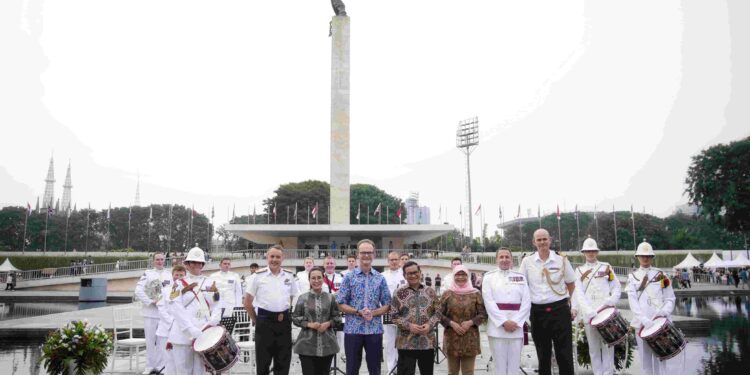 Musik Satukan Jakarta-Inggris dalam Perayaan HUT ke-498 Jakarta