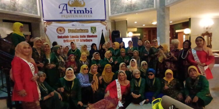 Srikandi TP Sriwijaya Resmikan Sekolah Lansia “Ratu Sinuhun” di Pejaten Village