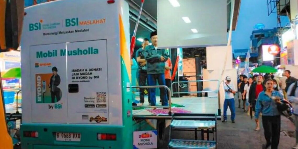 Mobil Musala BSI Hadir di Pesta Rakyat RI