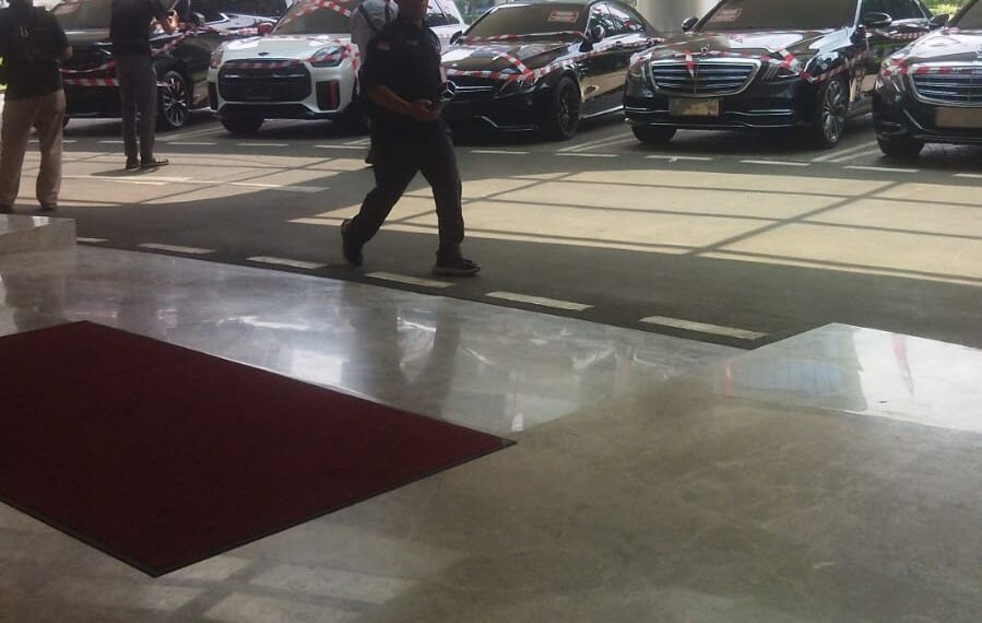 Lima Mobil Disita, Riza Chalid Masuk Daftar Buronan