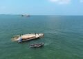 Bakamla RI Evakuasi KM Aneka Jaya Terbalik di Perairan Pulau Cucu Petong