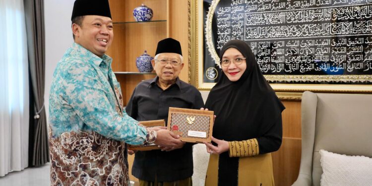 Wakili Pemerintah, Menteri Nusron Antar Undangan Upacara Peringatan HUT 80 Tahun Kemerdekaan RI untuk Wapres ke-13 K.H. Ma’ruf Amin*