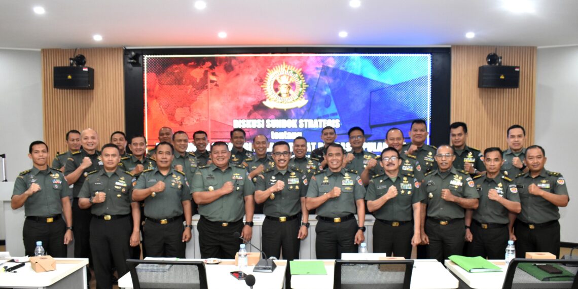 *SESKOAD GELAR DISKUSI PENYUSUNAN DOKUMEN STRATEGIS TA. 2025*