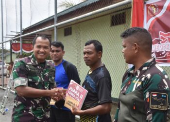 Dengan Wajah Bahagia, Para Pemenang Lomba Perayaan HUT RI Ke-80 Terima Hadiah Dari Dandim 1710/Mimika