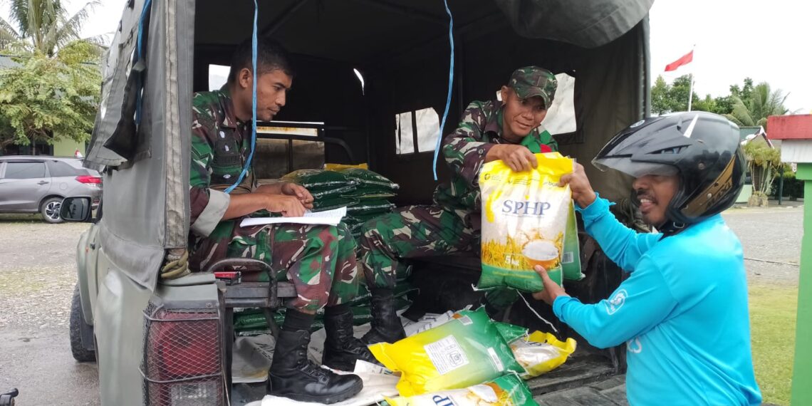 Dukung Program Pemerintah Stabilkan Harga Beras, Kodim 1710/Mimika Gencarkan Gerakan Pangan Murah Untuk Warga Mimika