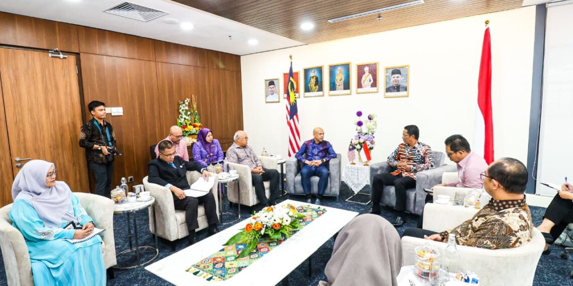 Delapan Dekade Kemenkum Mengawal Reformasi Hukum Indonesia