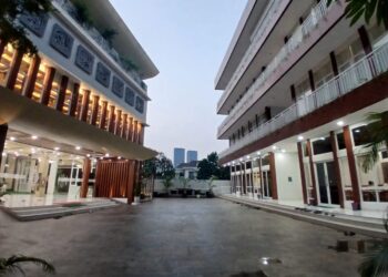 Megah, Modern, dan Visioner: Masjid Alhusna Siap Jadi Episentrum Peradaban Umat Serta Pengembangan Budaya”.