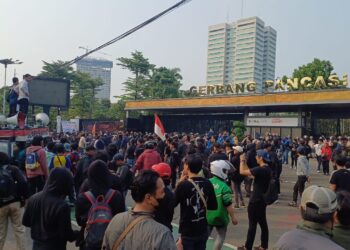 Kapolda Metro Minta Maaf, Jurnalis Dipukul Polisi Saat Liput Demo DPR