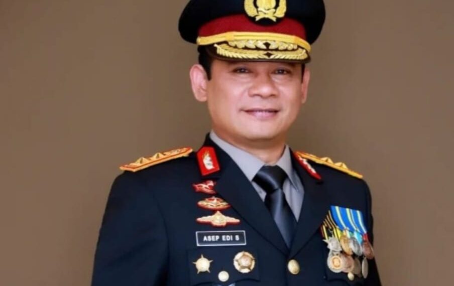 Sehari Menjabat, Kapolda Metro Jaya Irjen Pol Asep Edi Suheri Dihantam Gelombang Demo Besar di DPR