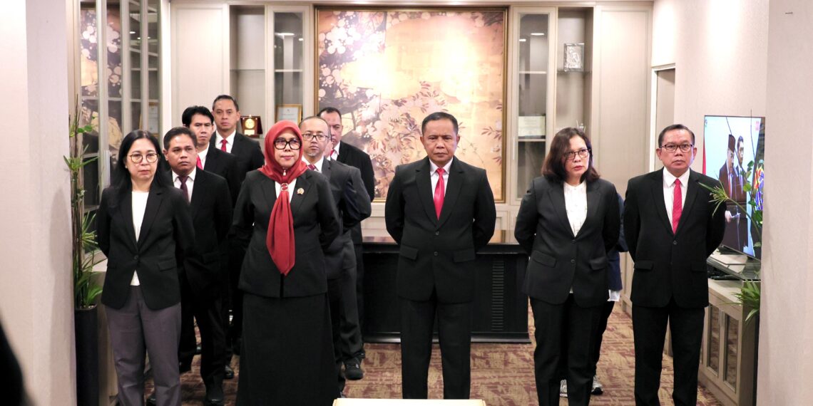 Lantik Pejabat Fungsional, Wamen Ossy Harapkan Peran Dosen Lektor dalam Transformasi STPN