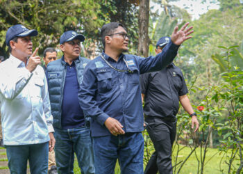 Menteri KLH Segel Empat Hotel Pencemar Lingkungan di Puncak Bogor