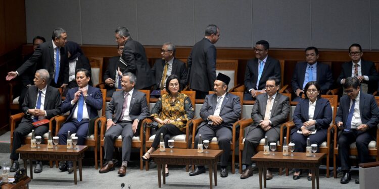 DPR Gelar Pandangan Umum Fraksi atas RUU APBN