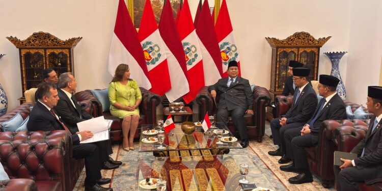 Disambut Hangat di Istana Merdeka, Presiden Peru dan Indonesia Siap Tandatangani Kesepakatan Ekonomi