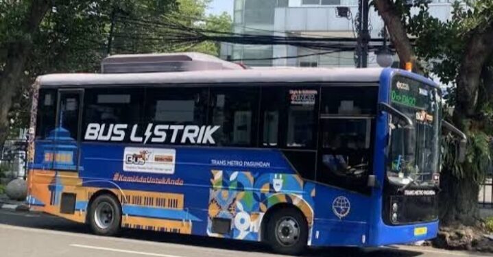 Angklung Bandung, Angkot Listrik Rp 400 Juta