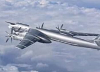 Rusia Pindahkan Bomber Nuklir Dekat Ukraina