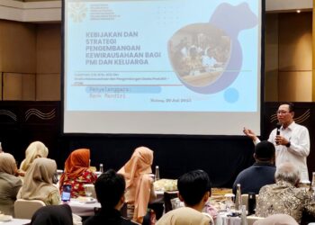 Mandiri Sahabatku Latih Wirausaha Alumni PMI