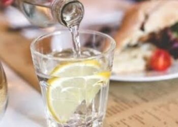 13 Bahaya tidak Minum setelah Makan