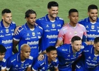 Persib Tumbangkan Semen Padang di Laga Perdana