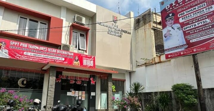 Warga Semarang Kaget PBB Naik 400 Persen