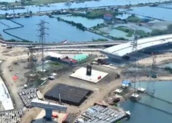 Semen UltraPro Dukung Tol Atas Laut Semarang