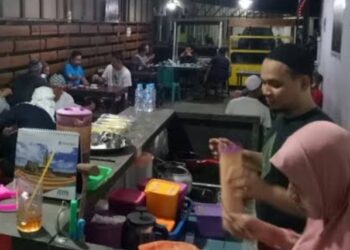 Apa Rahasianya Warung Kopi  Sachet Selalu Ramai,ini Rahasianya