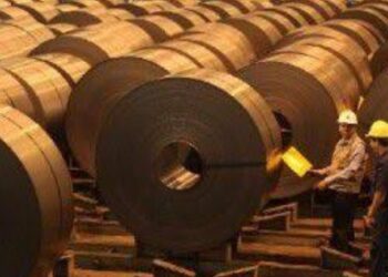 Pabrik Baja India Tertekan Tarif AS Bikin Industri India Guncang