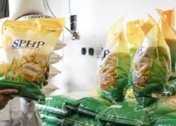 Pedagang Pasar Keluhkan Aturan SPHP Bulog