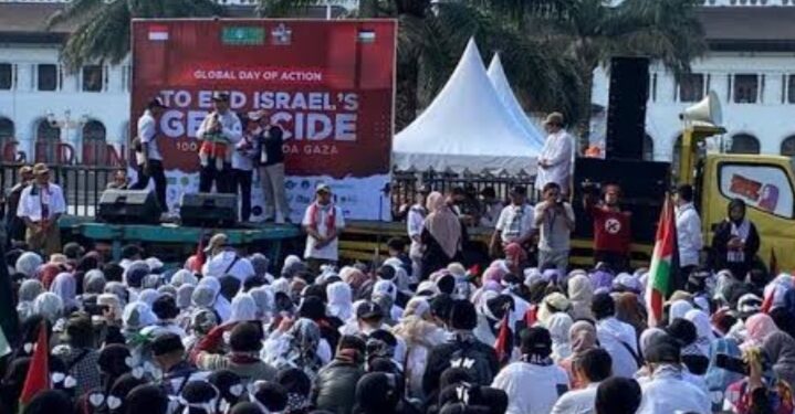 Solidaritas Palestina Warnai Jalanan Bandung