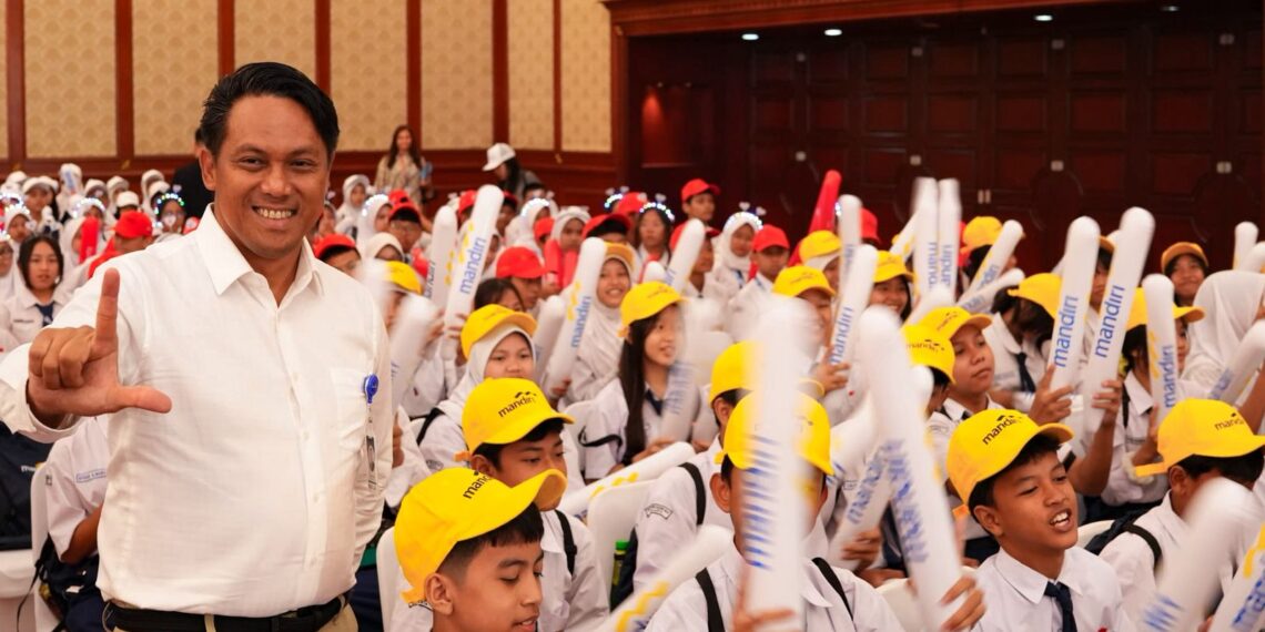 Bank Mandiri Borong Prestasi di Hari Menabung