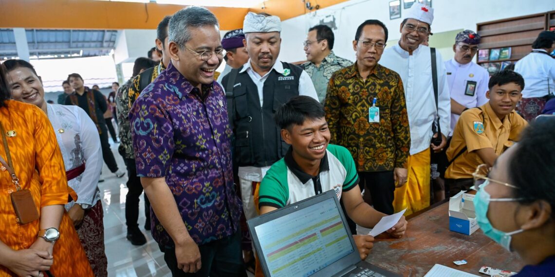 Program Pemeriksaan Kesehatan Gratis di Sekolah