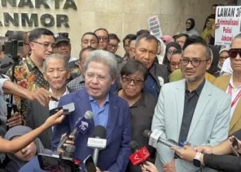 Abraham Samad Jalani Pemeriksaan 10 Jam di Polda