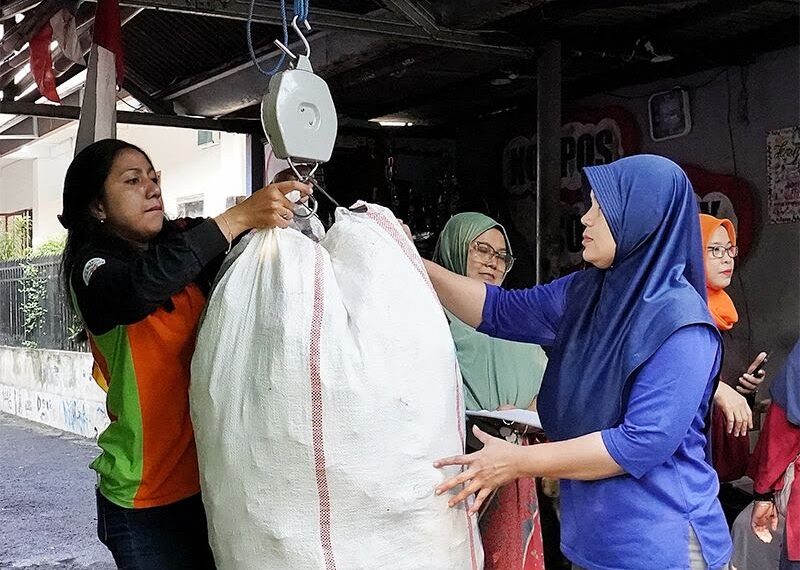 Sampah Jadi Sumber Penghasilan, Begini Cara Kerjanya di RW Jakarta