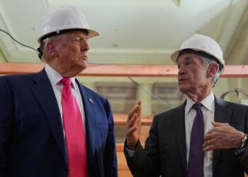 Trump Minta Gubernur The Fed Mundur