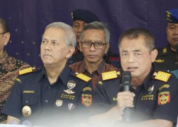Bea Cukai dan TNI AL Gagalkan Ballpress Ilegal