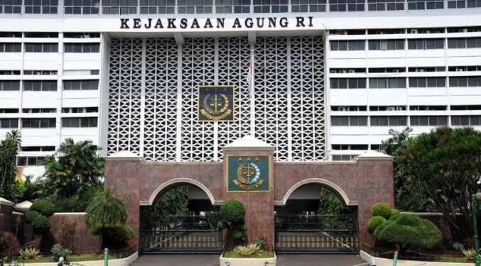 Kejagung Periksa 8 Tokoh Penting dalam Korupsi Minyak
