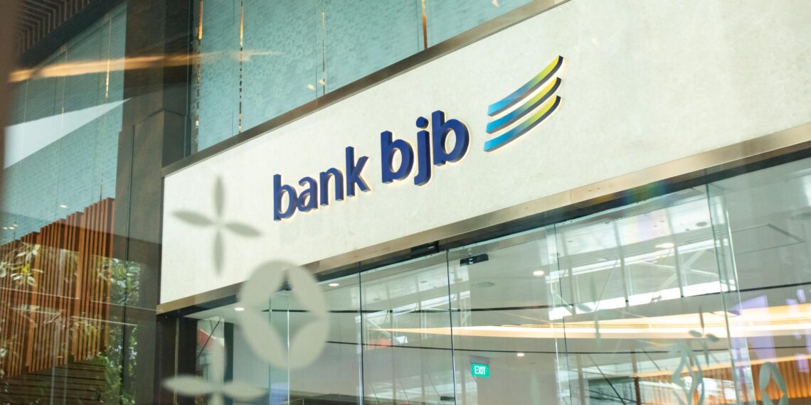 bank bjb dan OJK Resmikan Program BEREHAN