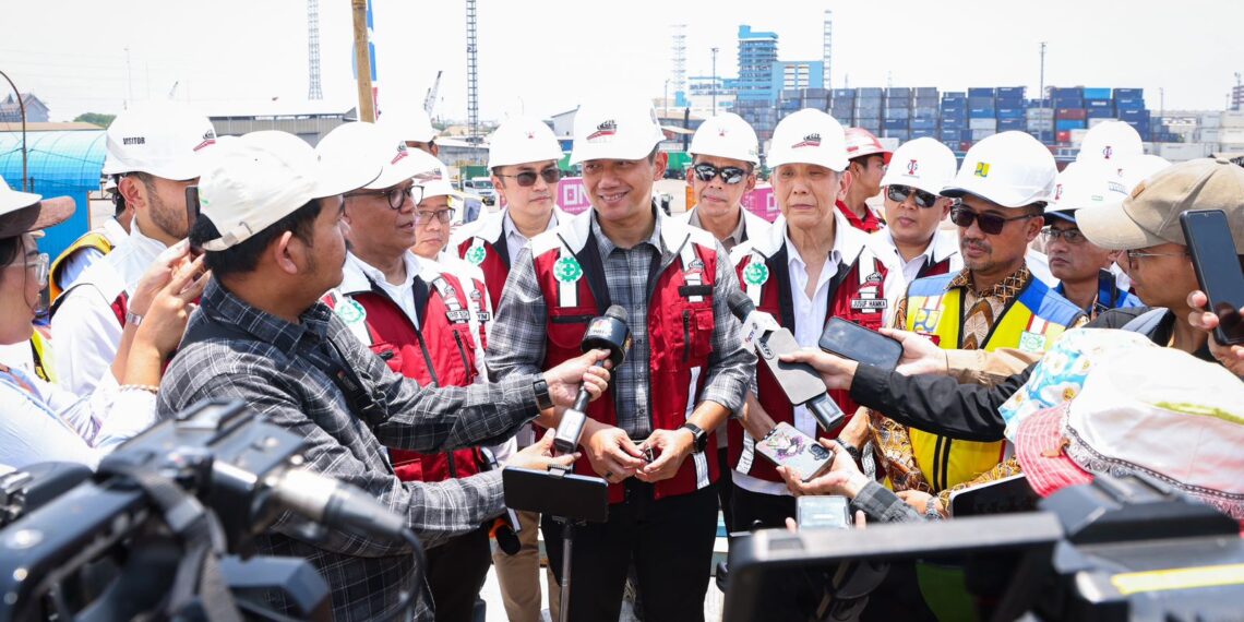 Menko AHY Tinjau Progres Proyek Jalan Tol Harbour Road II