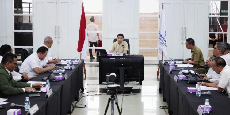 Wamenpora Pimpin Rapat Pembahasan Permenpora 14 Tahun 2024