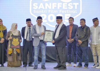 Menteri Kebudayaan Resmikan Santri Film Festival 2025: Pesantren sebagai Penjaga dan Penggerak Budaya