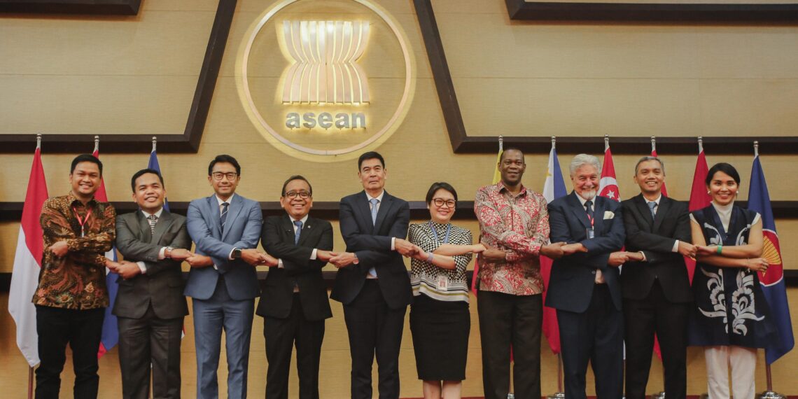 Indonesia dan ASEAN: Satu Visi, Satu Simfoni Pembangunan Manusia_