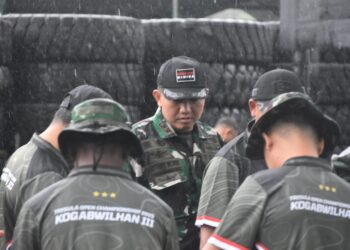 Dandim 1710/Mimika Bersama Anggota Ikuti Lomba Menembak Trisula Open Championship Dalam Rangka HUT Kogabwilhan III