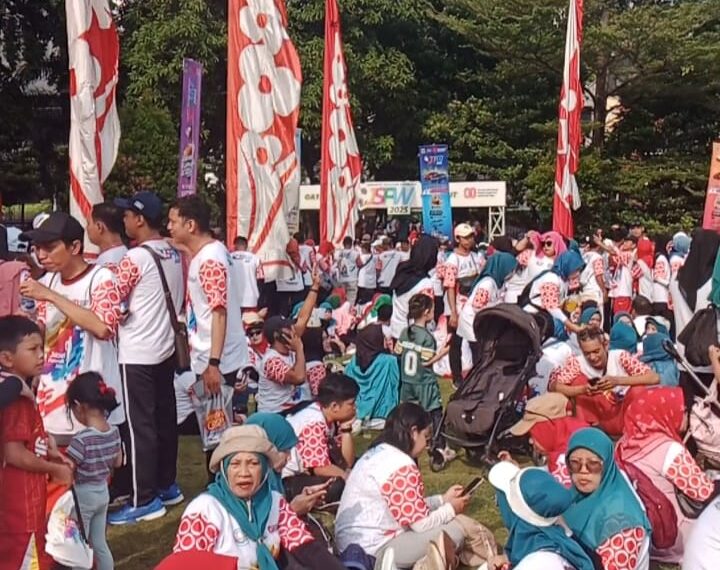 Spektakuler ! Hari Kesatuan PKK di Ikuti Puluhan Ribu Orang